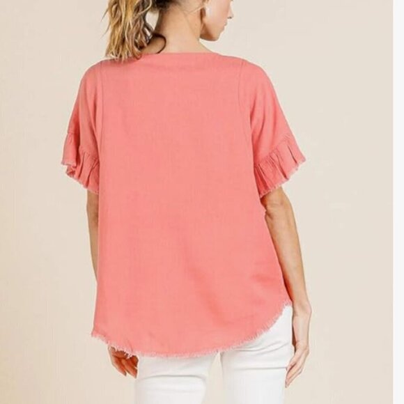 Umgee EUC coral ruffle raw hem relaxed fit linen blend casual blouse size S - Picture 2 of 7